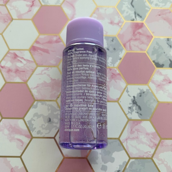 CLINIQUE Take The Day Off Makeup Remover For Lids, Lashes & Lips - Picture 2 of 3